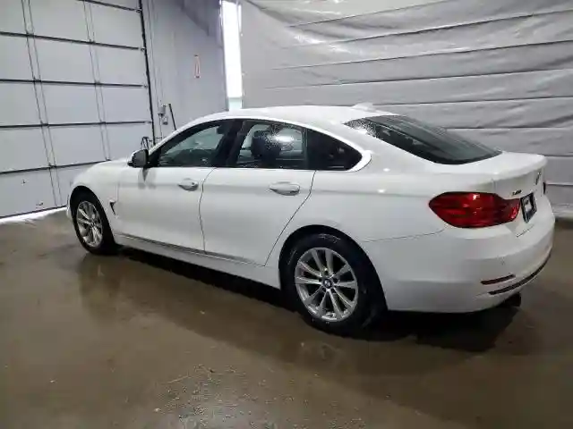 WBA4F9C39HG813301 2017 BMW 4 SERIES-1