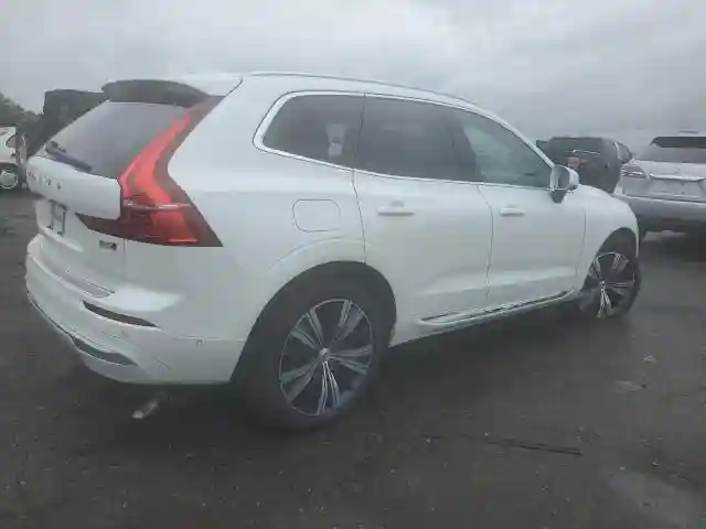 YV4L12RL6N1991948 2022 VOLVO XC60 B5 IN-2