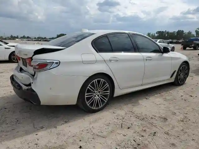 WBAJE5C34HG915989 2017 BMW 5 SERIES-2