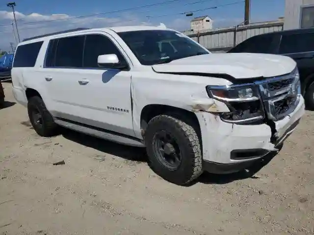 1GNSCHKC7HR171574 2017 CHEVROLET SUBURBAN-3