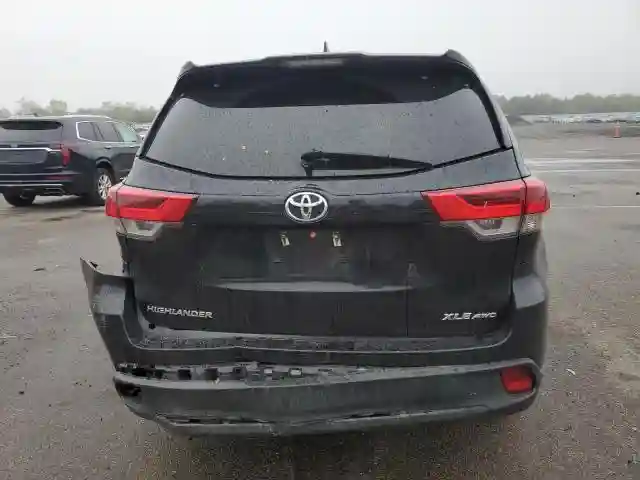 5TDJZRFH1KS572240 2019 TOYOTA HIGHLANDER-5