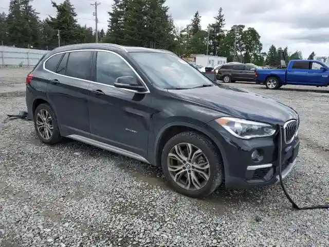 WBXHT3C39H5F86168 2017 BMW X1-3