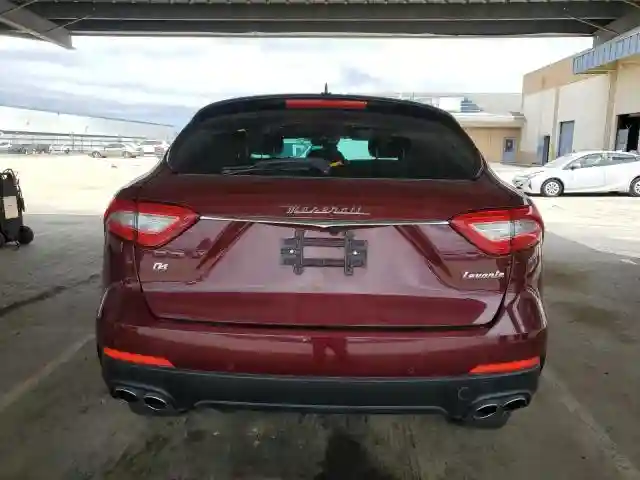 ZN661XUA4JX268883 2018 MASERATI ALL MODELS-5