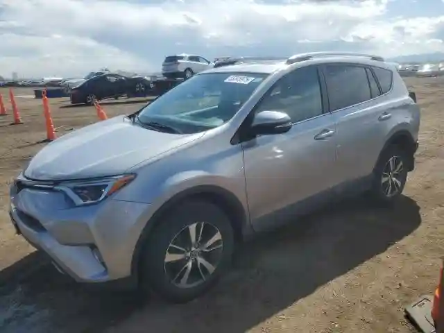 2T3RFREV2JW699448 2018 TOYOTA RAV4-0