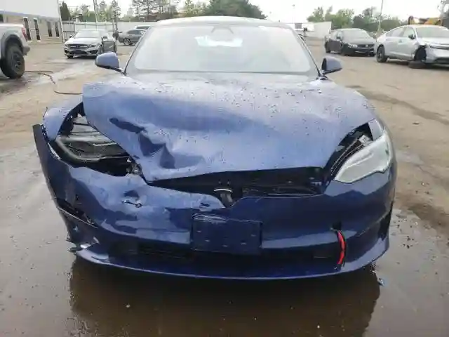 5YJSA1E59SF550219 2025 TESLA MODEL S-4