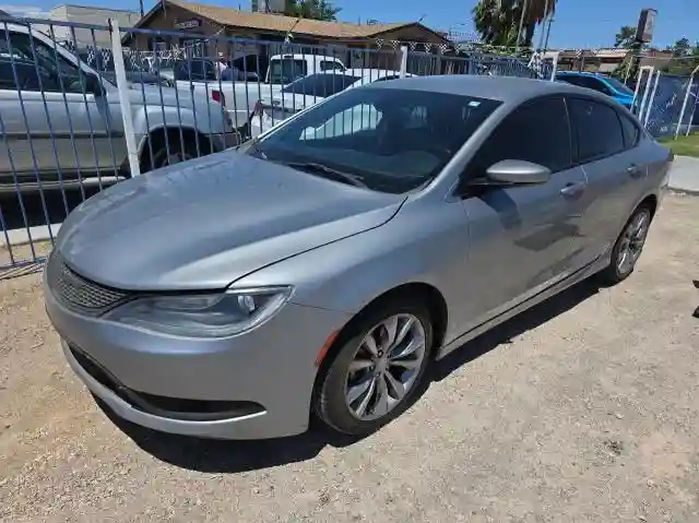1C3CCCBBXFN557714 2015 CHRYSLER 200-1
