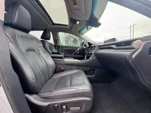 2T2BZMCA5KC179604 2019 LEXUS RX350-4