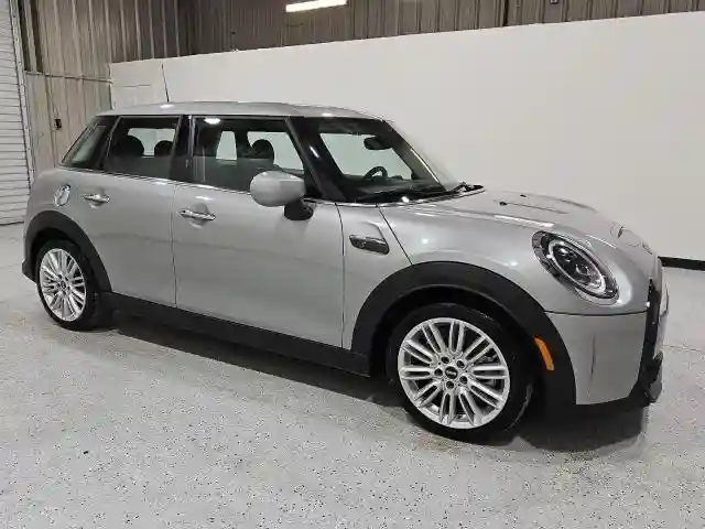 WMW53DK08R2V54158 2024 MINI COOPER-3