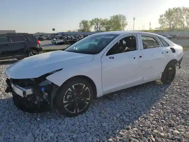 5XXG64J22RG256317 2024 KIA K5-0