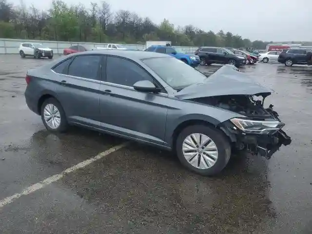 3VWC57BU7KM121337 2019 VOLKSWAGEN JETTA-3