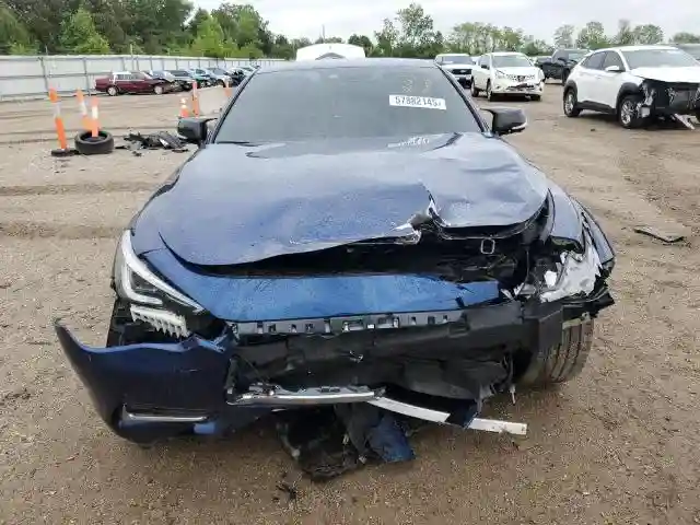 JN1EV7EL9KM291387 2019 INFINITI Q60-4