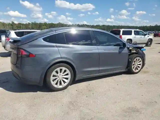5YJXCDE24LF250063 2020 TESLA MODEL X-2