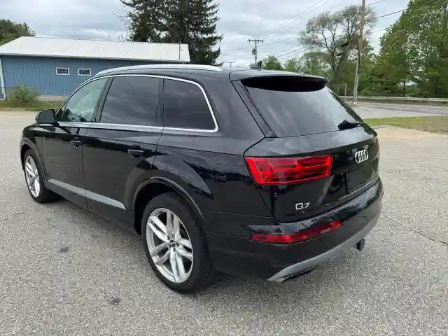 WA1VAAF79JD028073 2018 AUDI Q7-2