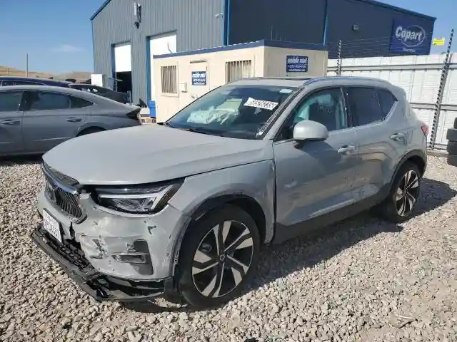 YV4L12UE3S2504316 2025 VOLVO XC40 PLUS-0