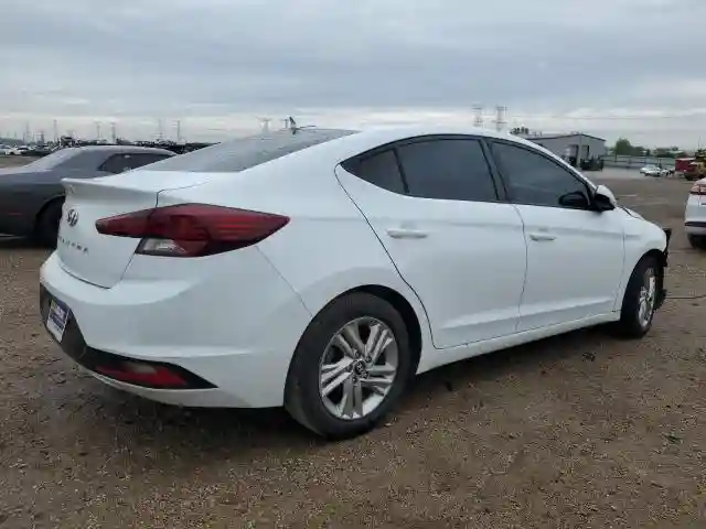 5NPD84LFXKH412708 2019 HYUNDAI ELANTRA-2