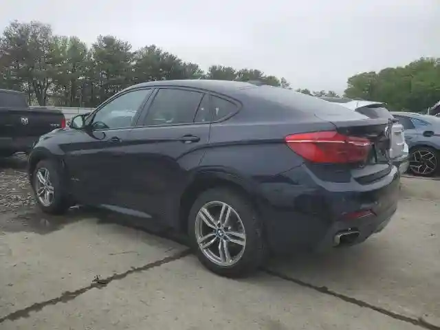 5UXKU2C52J0X49351 2018 BMW X6-1