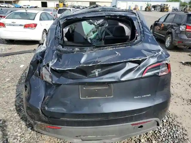 7SAYGDEEXRA324517 2024 TESLA MODEL Y-5