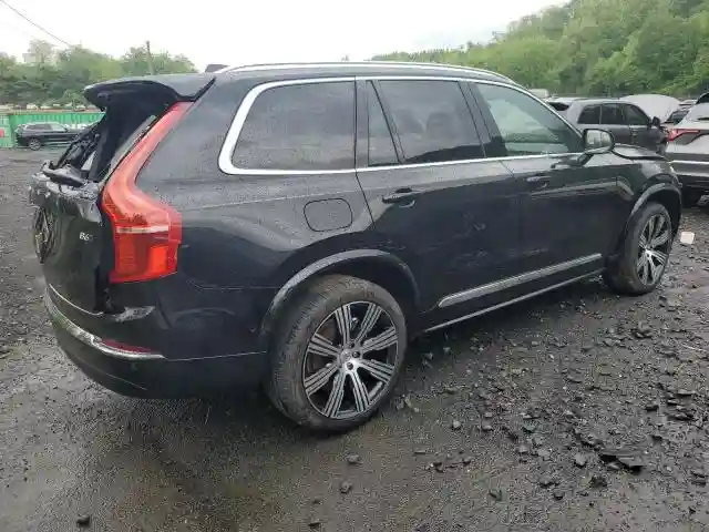 YV4062JF9S1345566 2025 VOLVO XC90 ULTRA-2