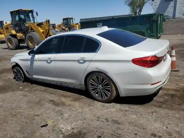 WBAJE7C5XJWC54447 2018 BMW 5 SERIES-1