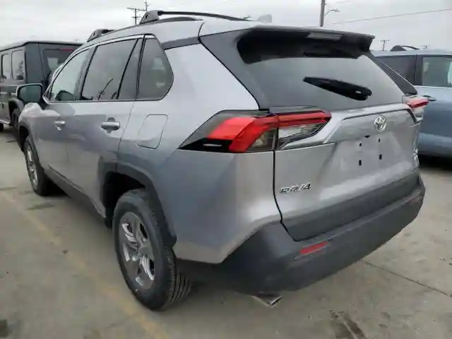 2T3P1RFV3RC457706 2024 TOYOTA RAV4-1