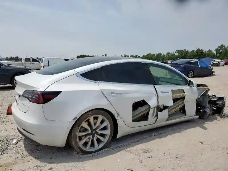 5YJ3E1EA5LF634318 2020 TESLA MODEL 3-2