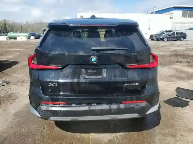 WBX73EF04P5W99465 2023 BMW X1-5