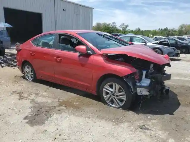 5NPD84LF3KH405079 2019 HYUNDAI ELANTRA-3
