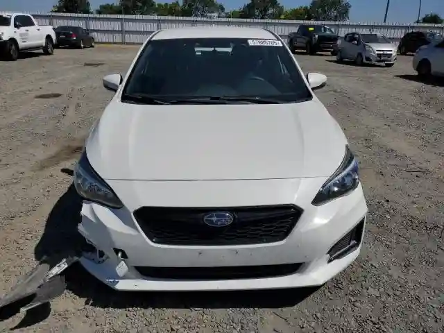 4S3GTAK65J1744900 2018 SUBARU IMPREZA-4