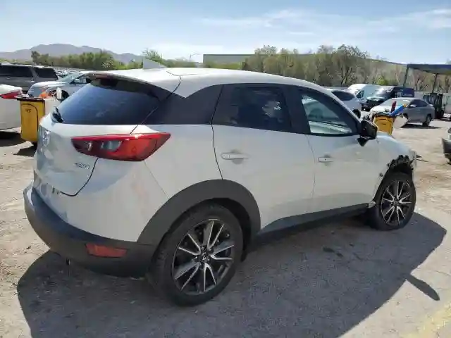 JM1DKFC74J0312864 2018 MAZDA CX-3-2