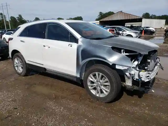 1GYKNAR48SZ109529 2025 CADILLAC XT5-3