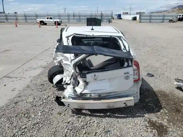 JTDKN3DU2F0408291 2015 TOYOTA PRIUS-5