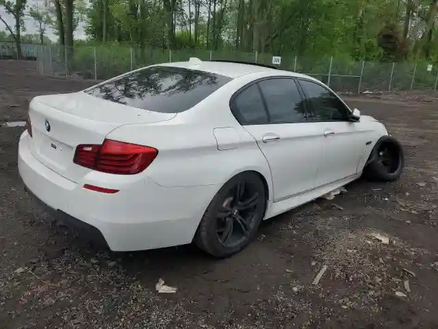 WBA5A5C57FD515650 2015 BMW 5 SERIES-2
