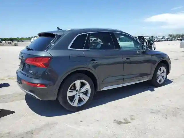 WA1BNAFY5J2230503 2018 AUDI Q5-2