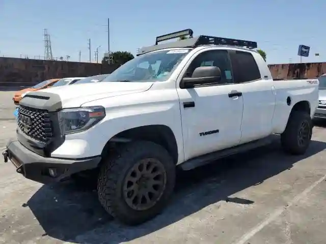 5TFUY5F19LX946889 2020 TOYOTA TUNDRA-0