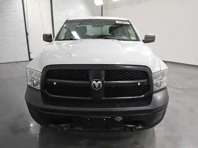 1C6RR7FG5KS672483 2019 RAM 1500-4