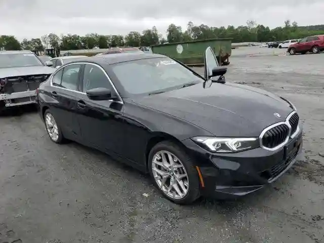 3MW69CW06S8E96937 2025 BMW 3 SERIES-3