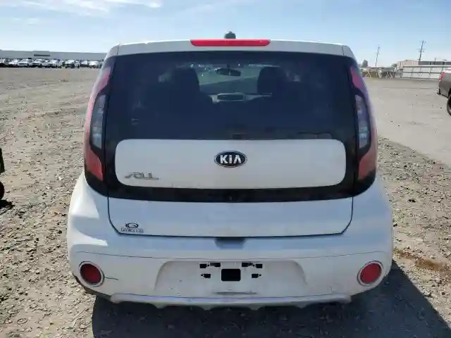 KNDJP3A58J7537378 2018 KIA SOUL-5