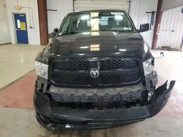 1C6RR7FT9JS208821 2018 RAM 1500-4