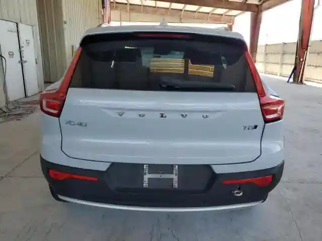 YV4162UK4N2782984 2022 VOLVO XC40-5