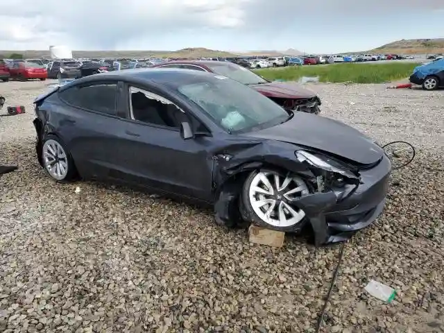 5YJ3E1EB6PF620135 2023 TESLA MODEL 3-3