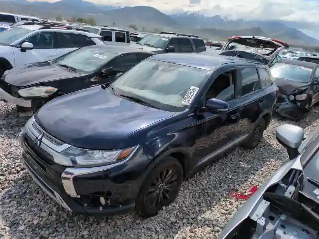 JA4AD3A3XLZ023508 2020 MITSUBISHI OUTLANDER-0