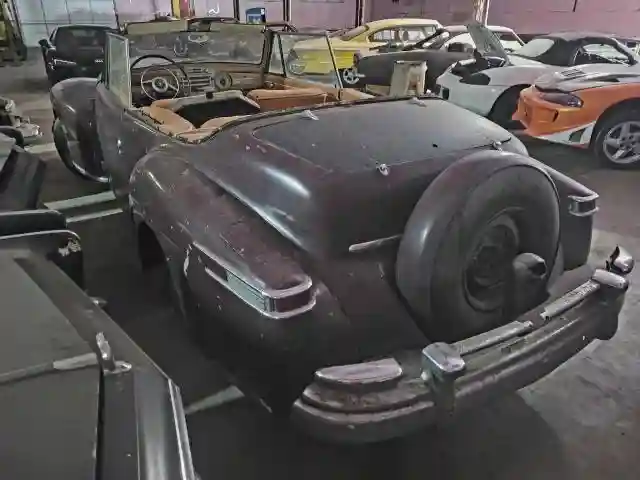 8H18150 1947 LINCOLN ZEPHYR-2