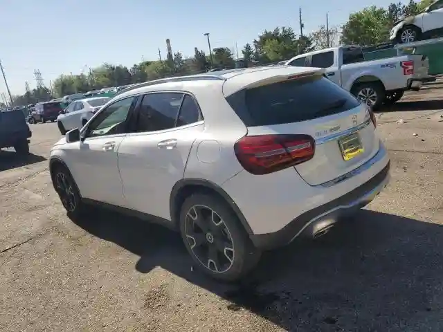 WDCTG4GB8KJ549895 2019 MERCEDES-BENZ GLA-CLASS-1
