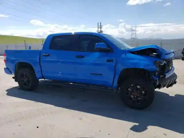 5TFDY5F10KX829796 2019 TOYOTA TUNDRA-3