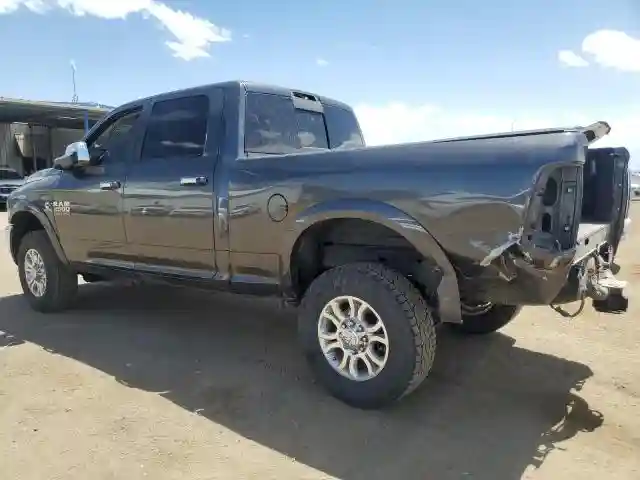 3C6UR5FL0JG213976 2018 RAM 2500-1