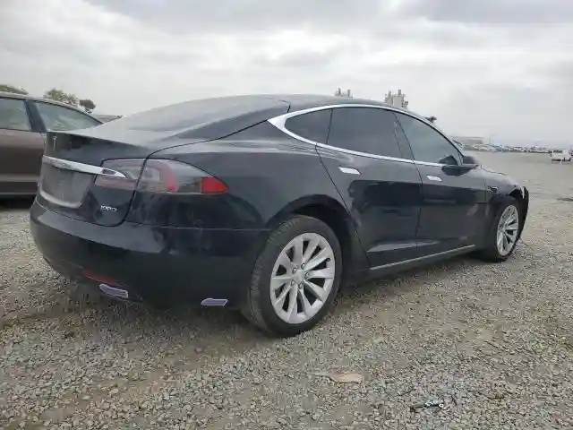 5YJSA1E25KF299740 2019 TESLA MODEL S-2