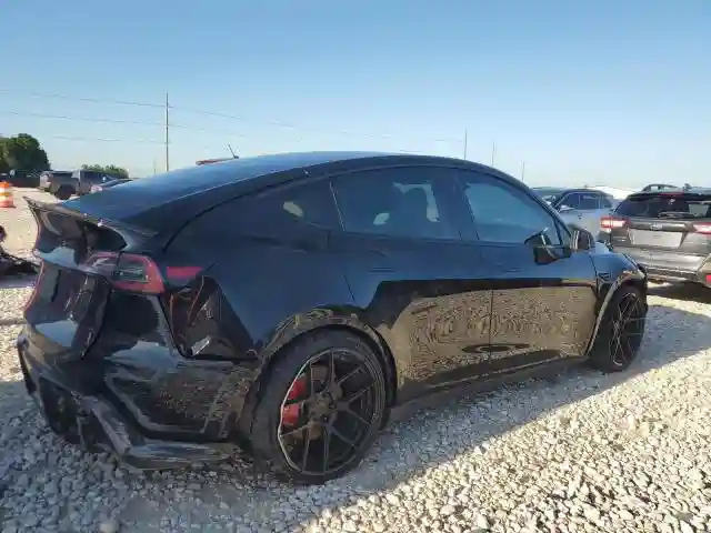 7SAYGDEF8PF832560 2023 TESLA MODEL Y-2
