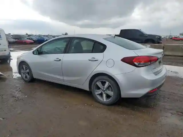 3KPFL4A72JE166615 2018 KIA FORTE-1