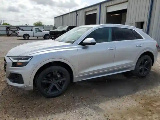 WA1AVAF15MD020653 2021 AUDI Q8-0