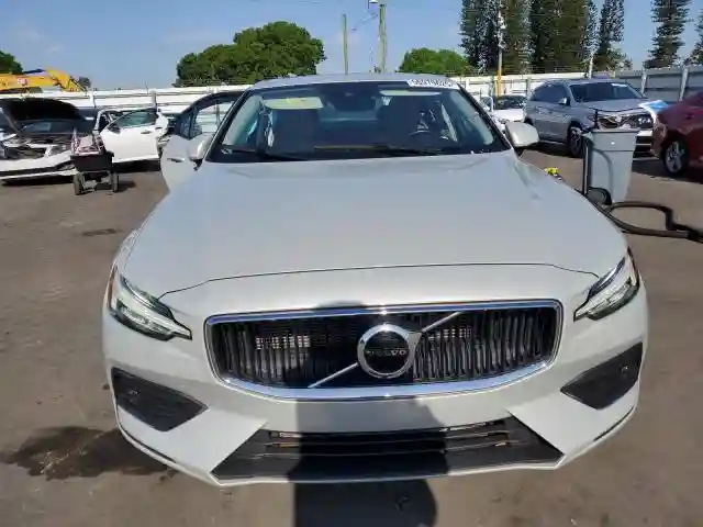 7JR102FK0MG092492 2021 VOLVO S60-4